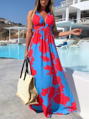 Boho Chic Floral Maxi Dress with V-neck - Stylish and Versatile Summer Dress