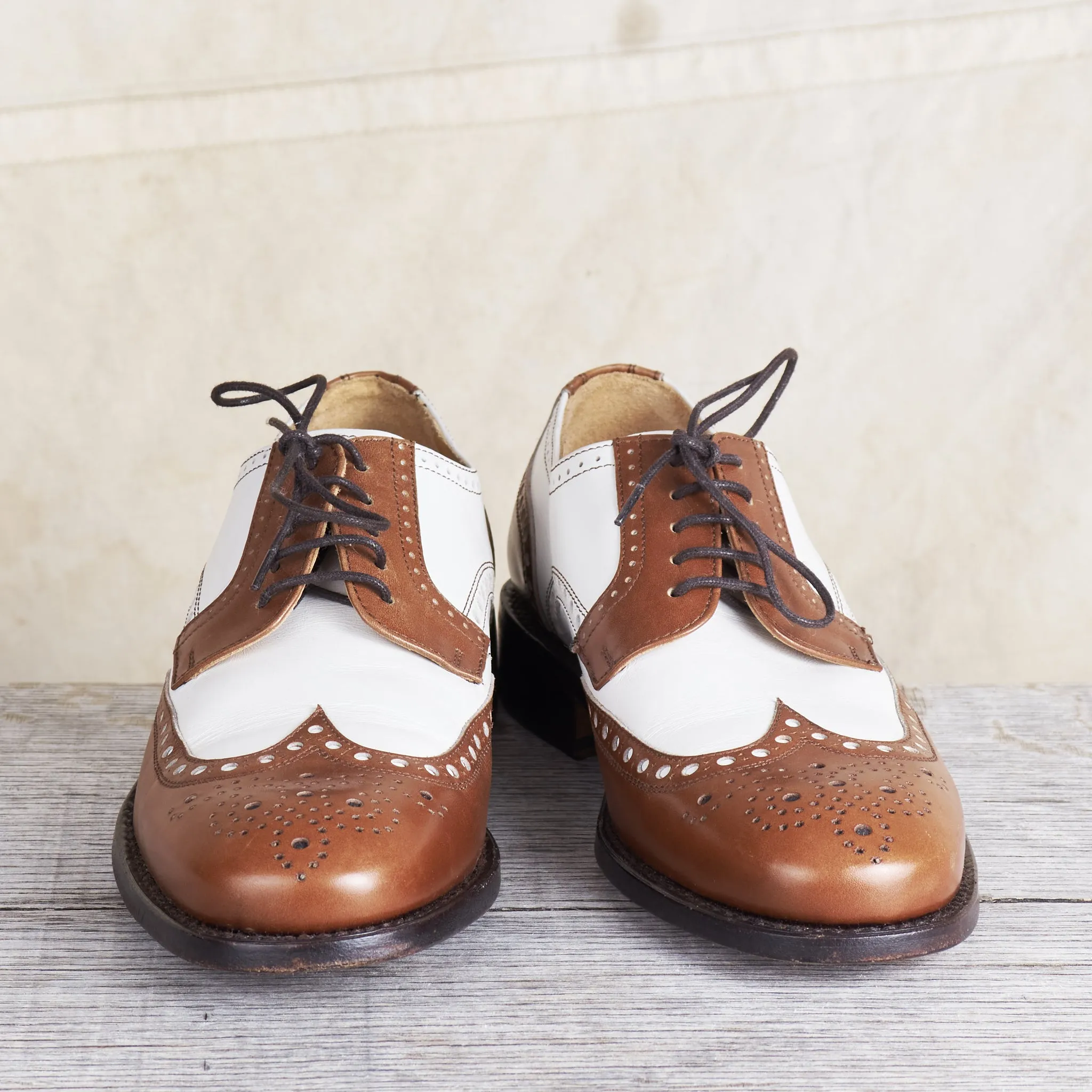 Second Hand Berwick 1707 Two-Tone Derby Shoes EU 41