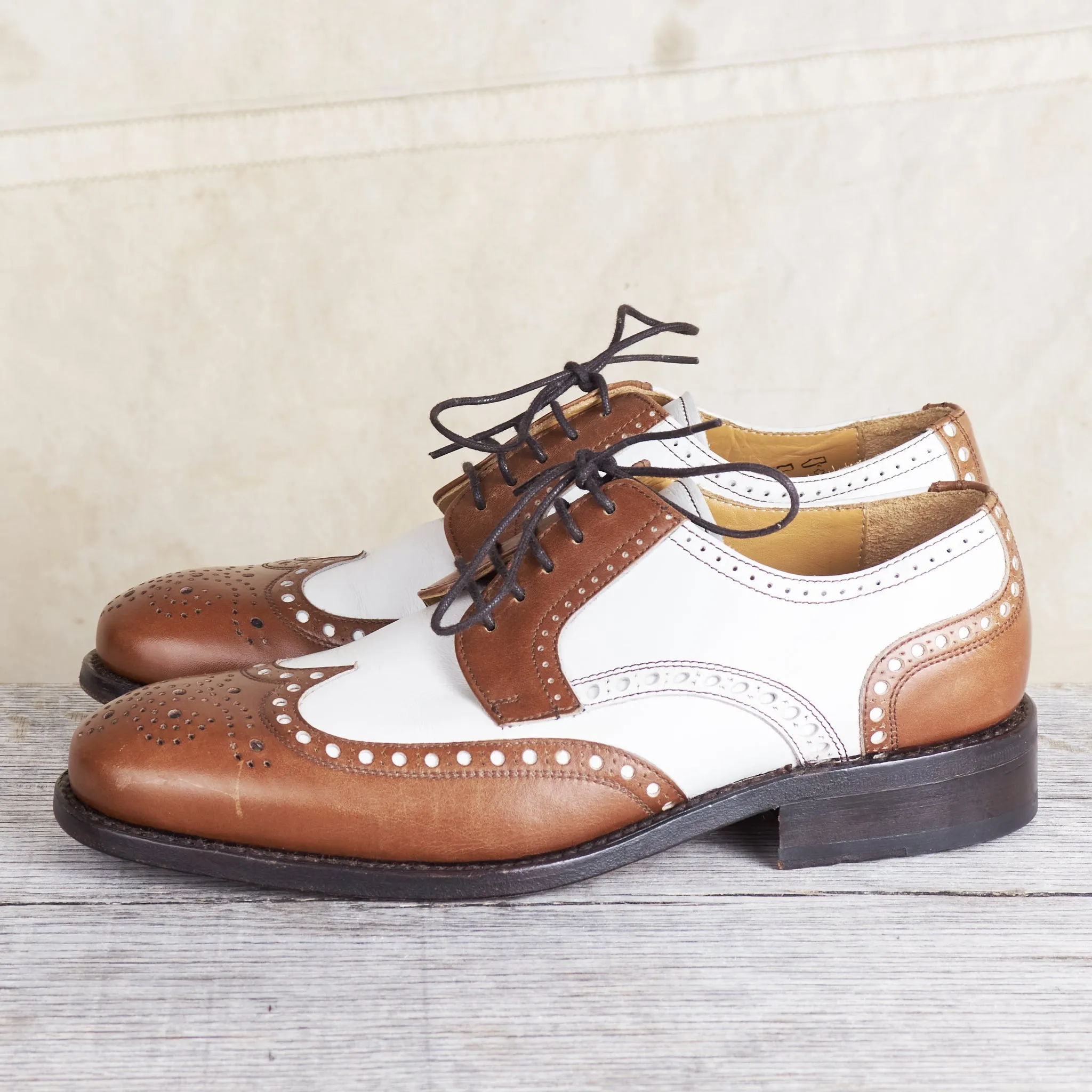 Second Hand Berwick 1707 Two-Tone Derby Shoes EU 41